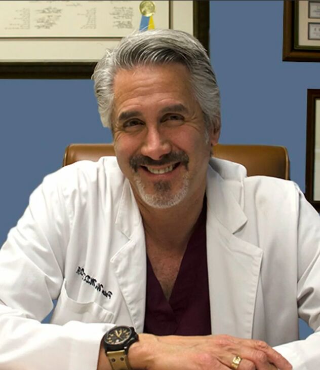 Doctor Endocrinologist Tomás Pereira